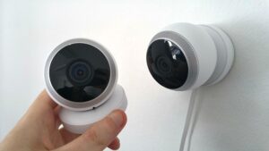 Read more about the article How CCTV Systems Improve Home and Business Security